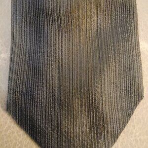 Vintage sixties bronze streaked and embroidered skinny tie